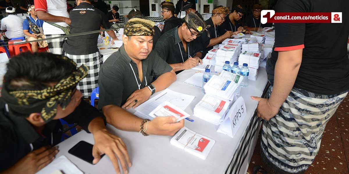 Las maratonianas elecciones de Indonesia dejaron casi 300 muertos por fatiga