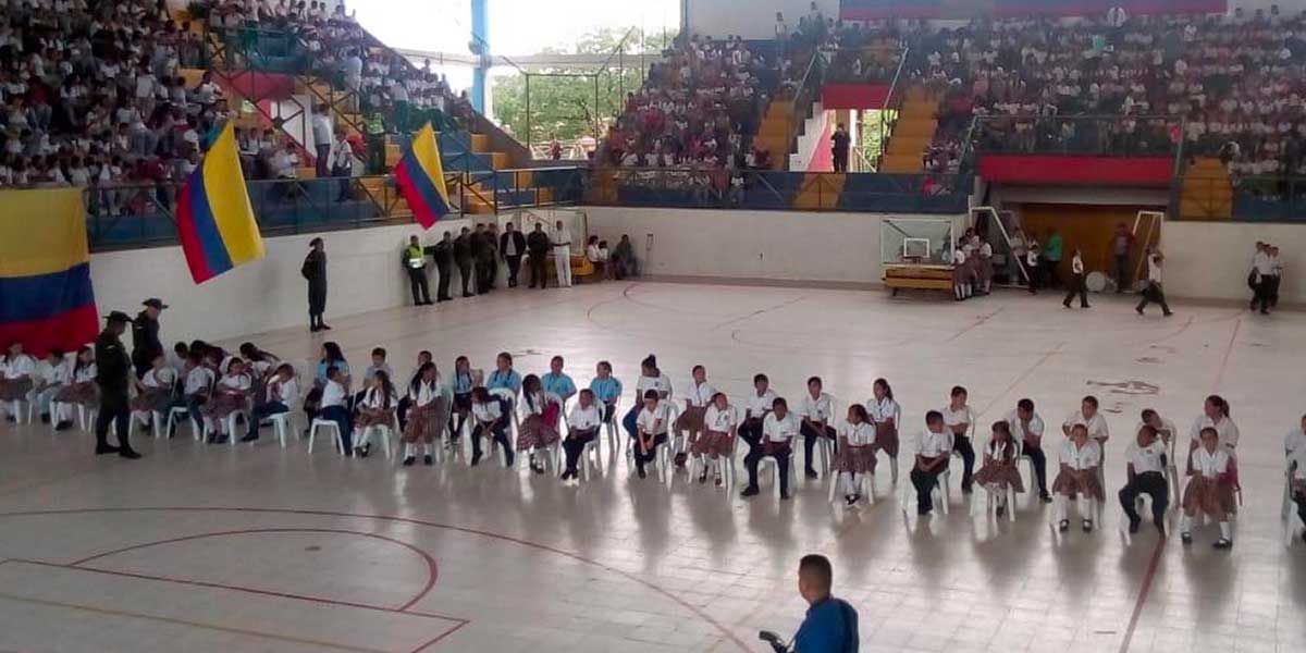 Policía de Antinarcóticos graduó a 1.600 niños con el programa de prevención al consumo de drogas en Puerto Boyacá