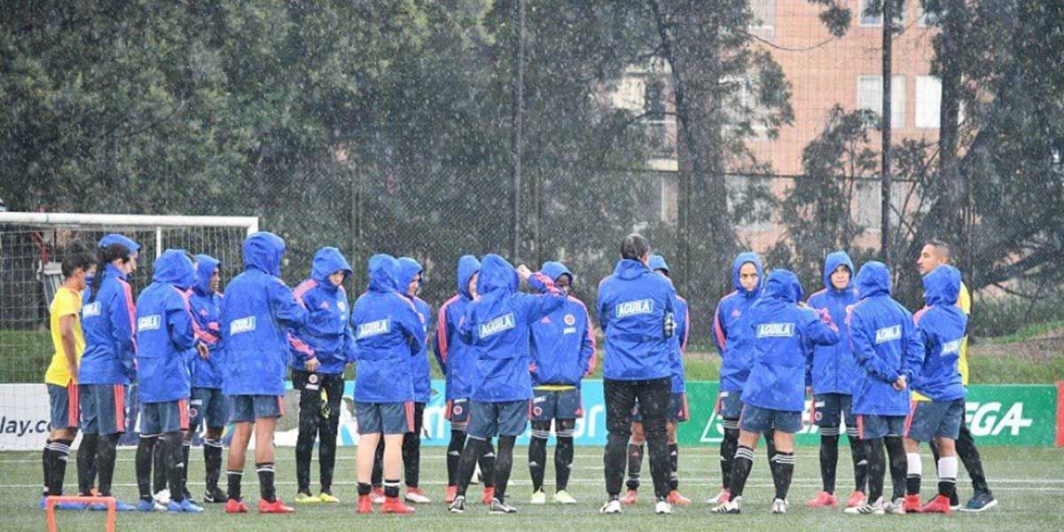 Selección femenina de fútbol vuelve a entrenar luego de 250 días de receso