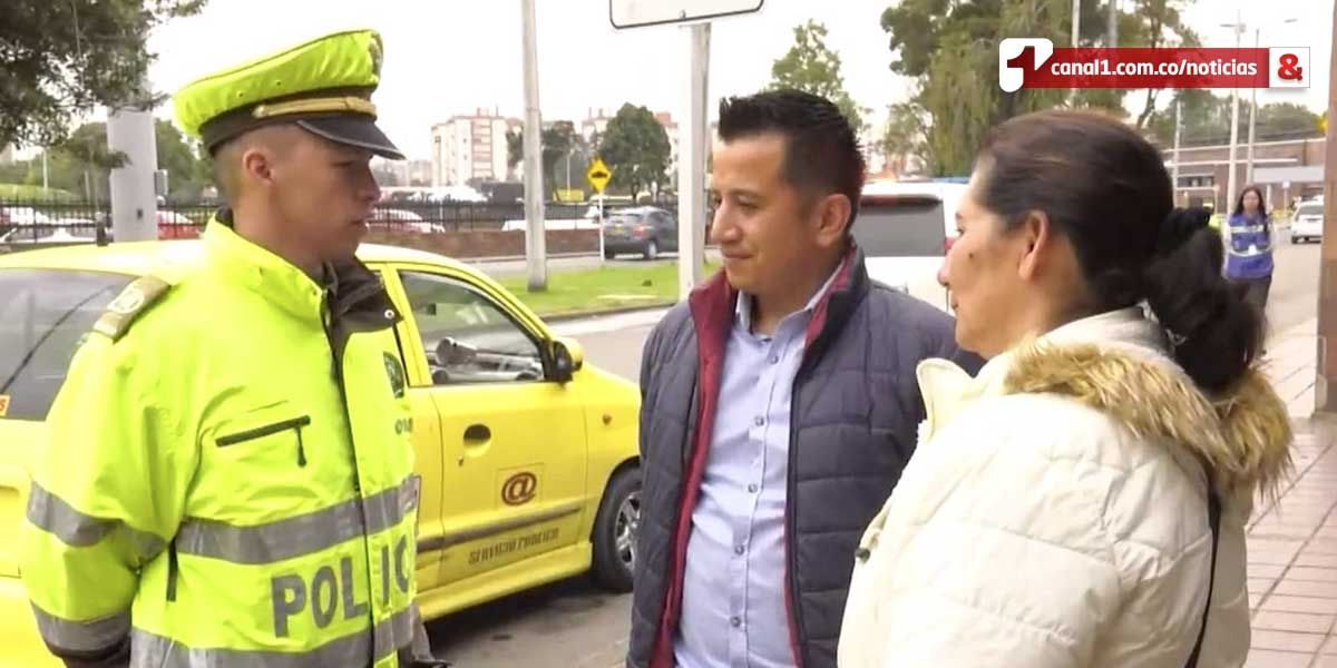 Taxista devuelve maleta que olvidó pasajera con siete millones de pesos en Bogotá