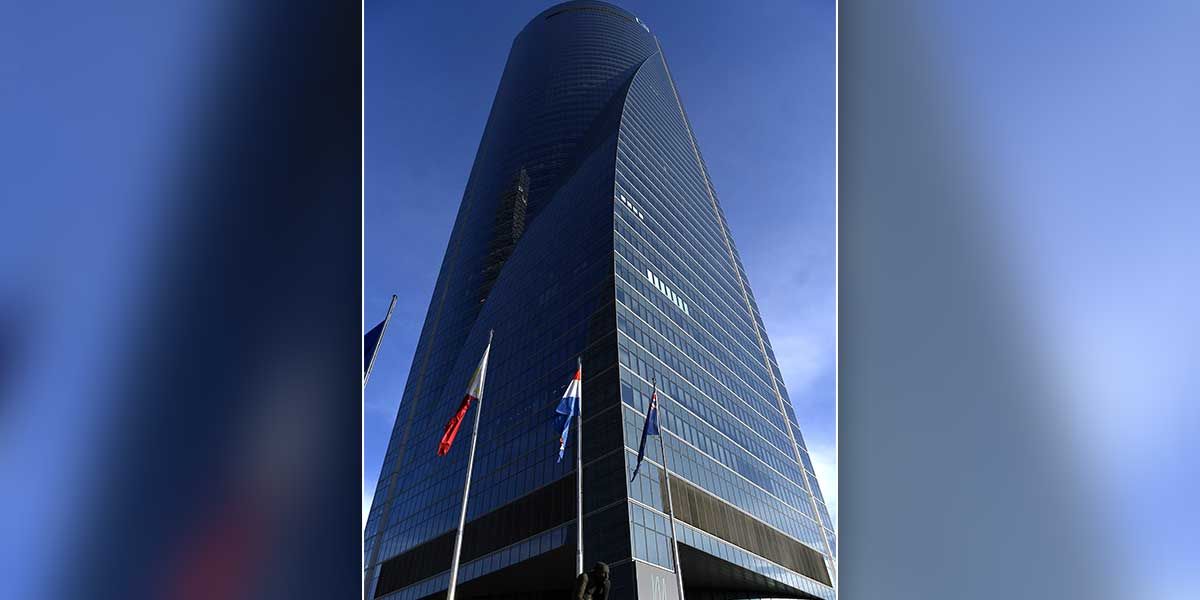 Determinan que amenaza que obligó a desalojar rascacielos de Madrid era falsa