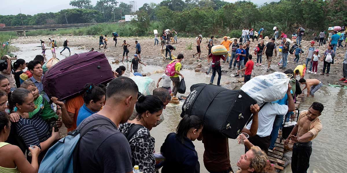 ‘Cierre de frontera venezolana no frena el éxodo y lo hace más peligroso’: ACNUR
