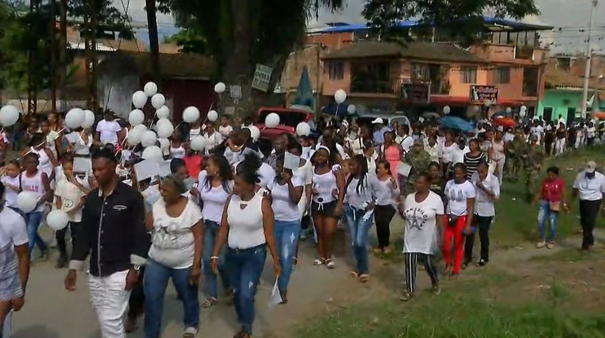 Cientos de personas despidieron a María del Pilar Hurtado en Puerto Tejada