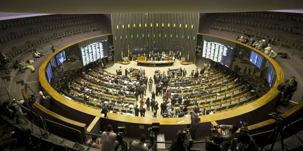 Reforma de pensiones da primer paso en la Cámara de Diputados de Brasil