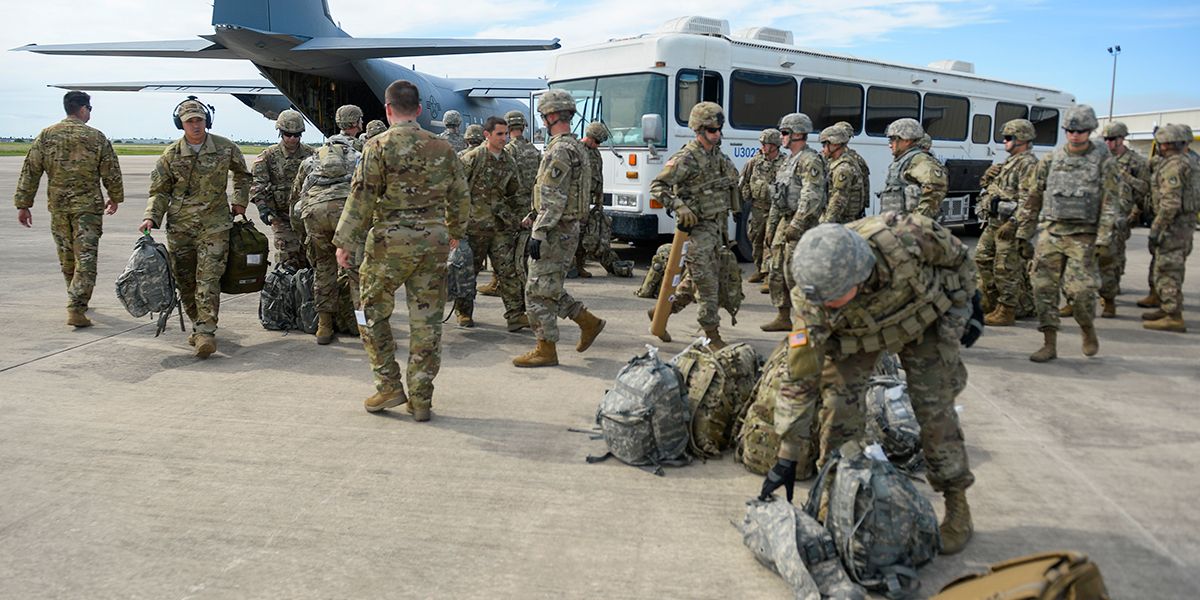 EE. UU. solicita 1000 soldados adicionales para manejar crisis migratoria en Texas