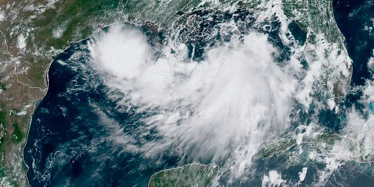 Tormenta Barry se convierte en huracán antes de tocar costa de EE.UU.