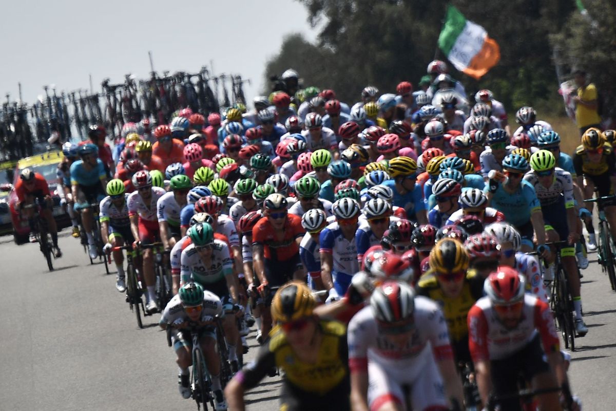 Expertos vaticinan equipos en quiebra y ciclistas desempleados si no se disputa el Tour de Francia