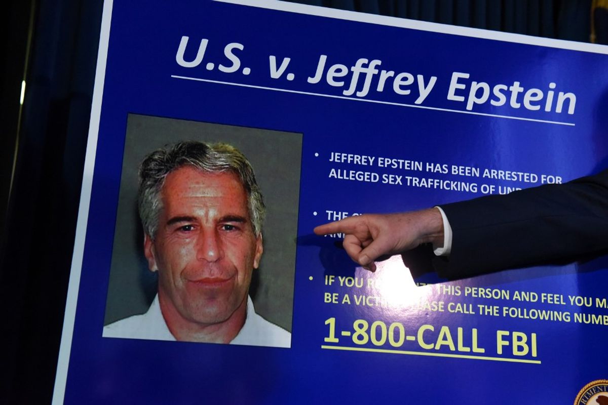 El magnate Jeffrey Epstein apareció muerto en su celda: enfrentaba cargos por tráfico de menores