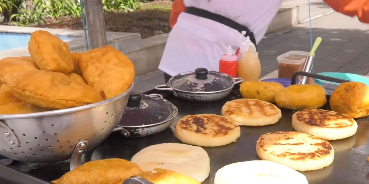 Vendedores informales rechazan la llamada ‘ley de la empanada’