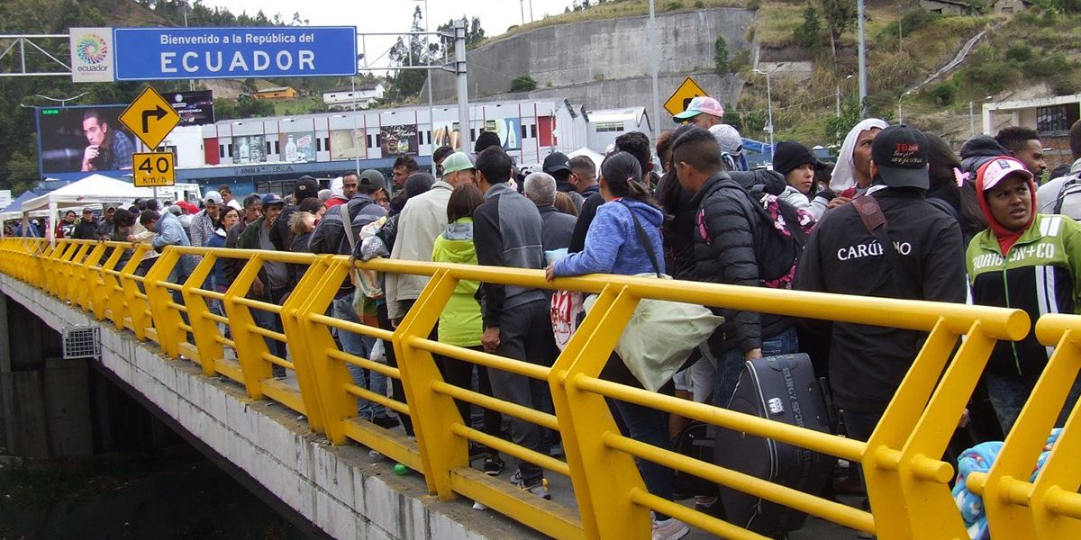 Desde este lunes Ecuador empieza a exigir visa a los venezolanos