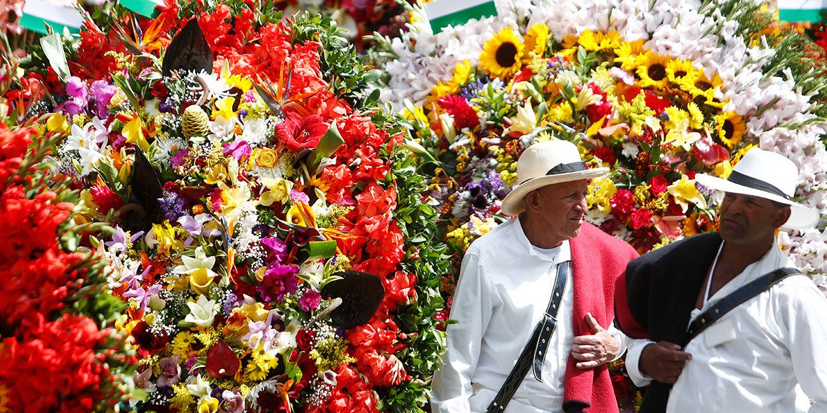 La Feria de las Flores cerró con un vibrante Desfile de Silleteros en Medellín