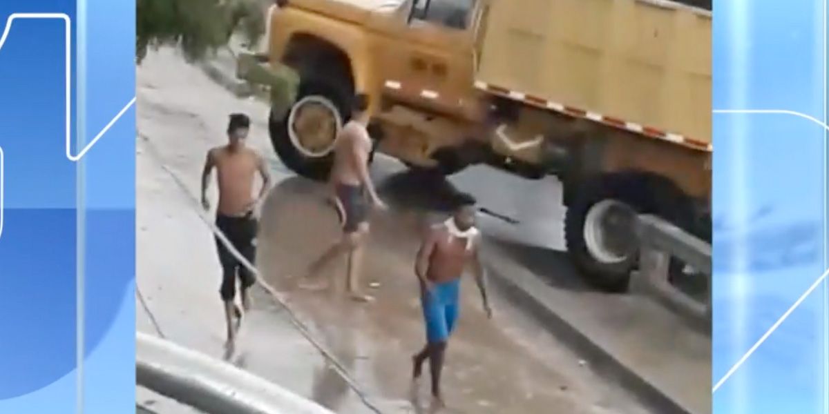 Menores de edad se enfrentaron a piedra y protagonizaron desórdenes en Barranquilla