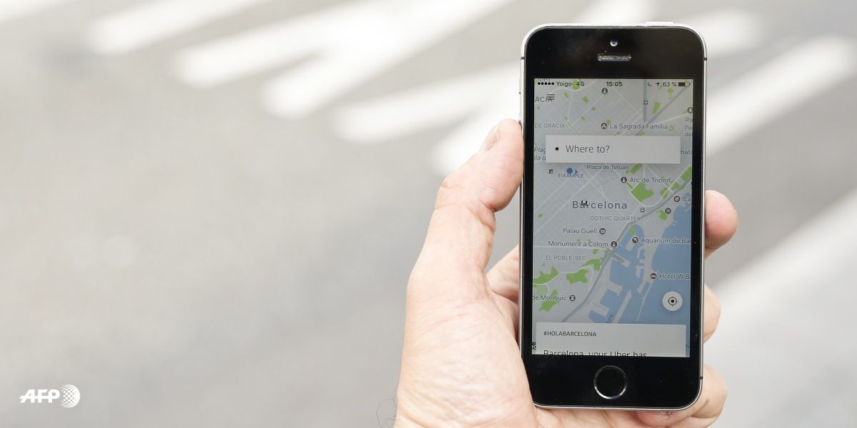 Uber aumenta el precio de una carrera cuando te queda poca batería?