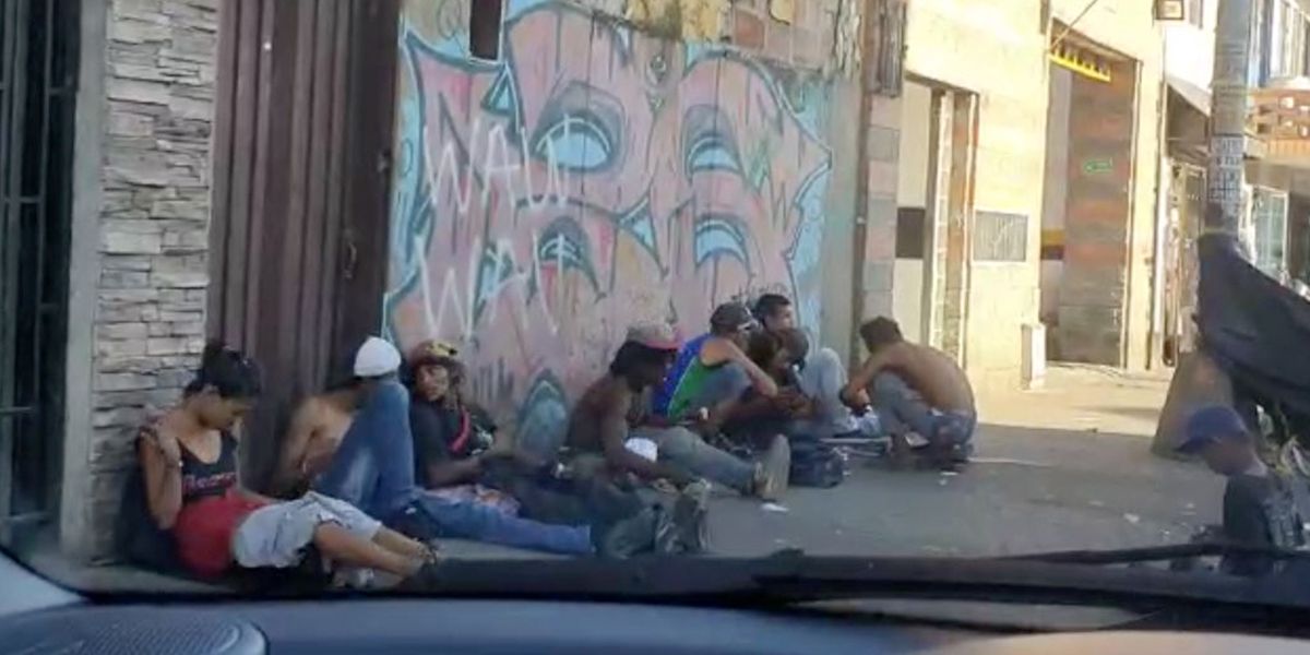 Crítica situación de habitantes de calle en centro de Medellín, al que consideran nuevo Bronx