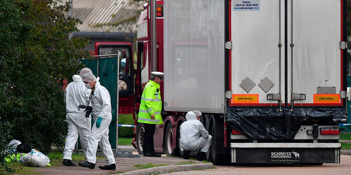 Nuevos perturbadores detalles sobre el camión hallado en Londres con 39 cadáveres: todos son de una misma nacionalidad