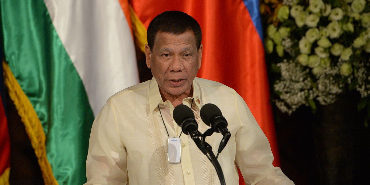 Presidente filipino le dijo a su nuevo jefe de policía que es “libre de matar a todos”
