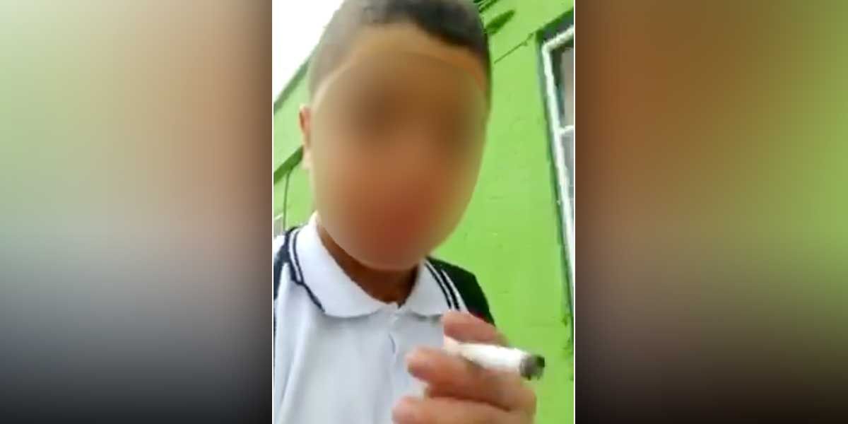 Menor se grabó fumando marihuana antes de entrar a su colegio en Antioquia