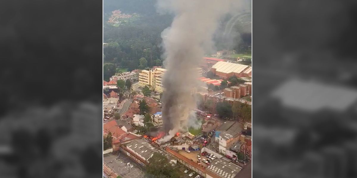 Menor muere en el incendio de una bodega en Bogotá