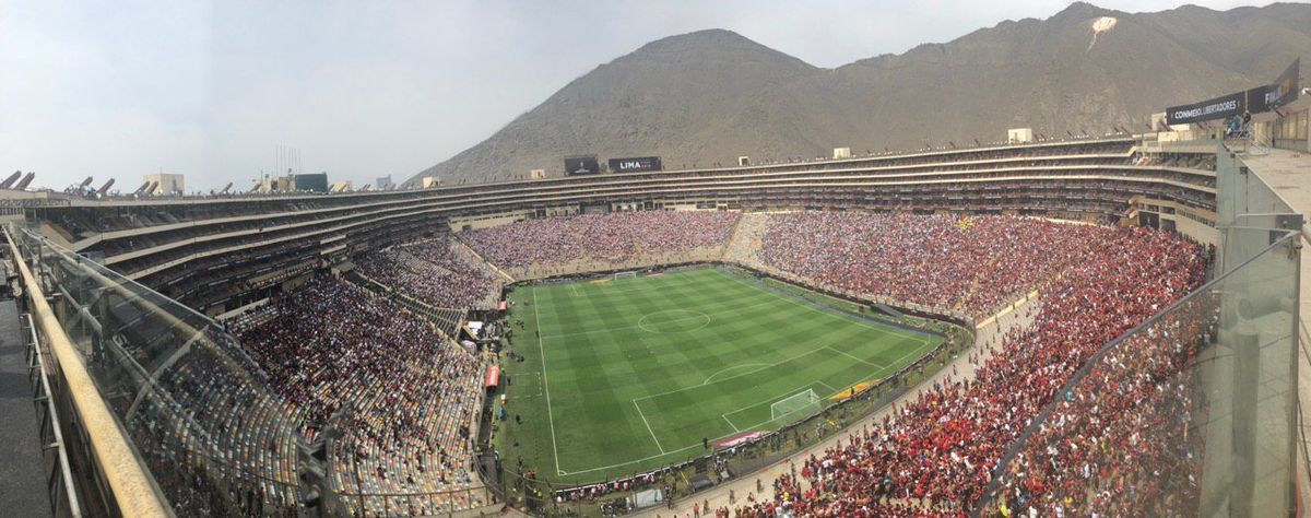 (Video) Así se vivió el show previo a la final de la Copa Libertadores en Lima
