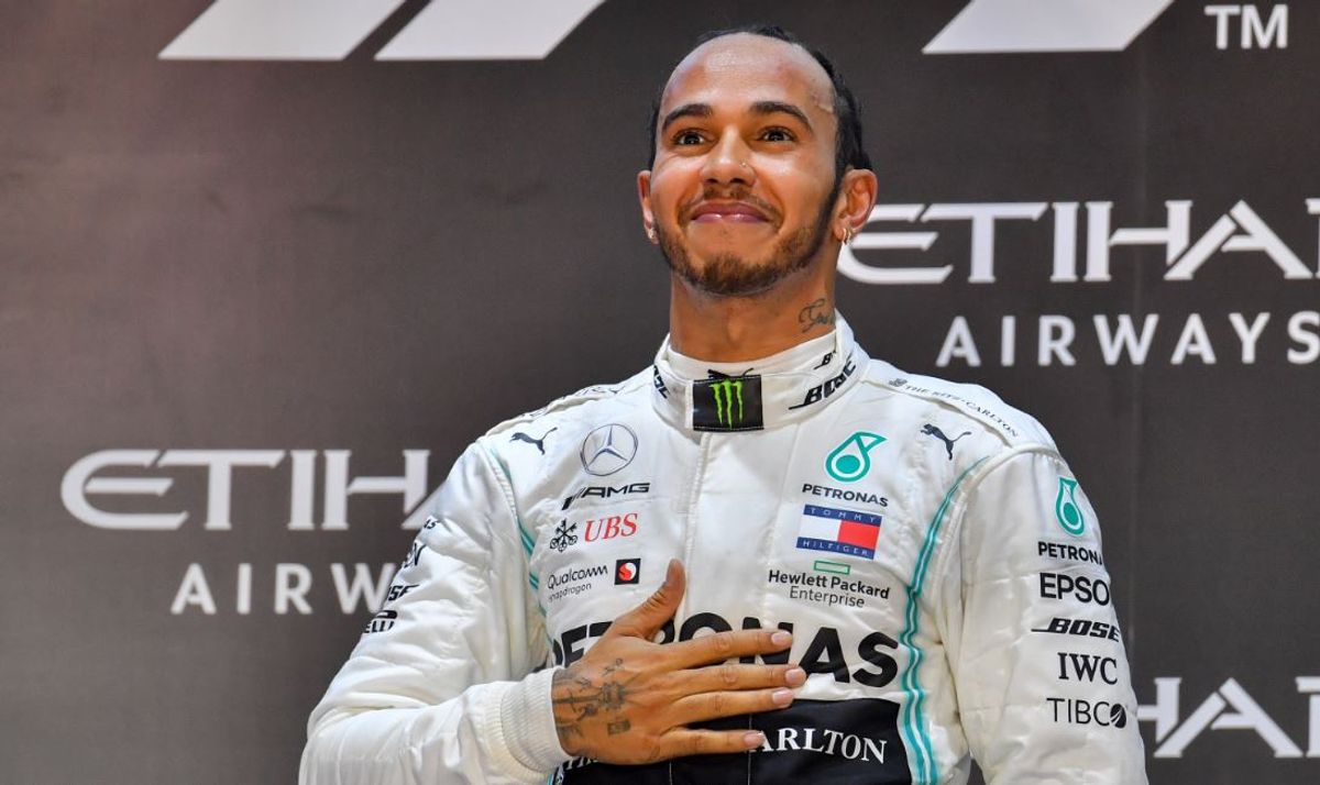 Hamilton ganó en Abu Dabi y continúa acercándose al récord de Schumacher