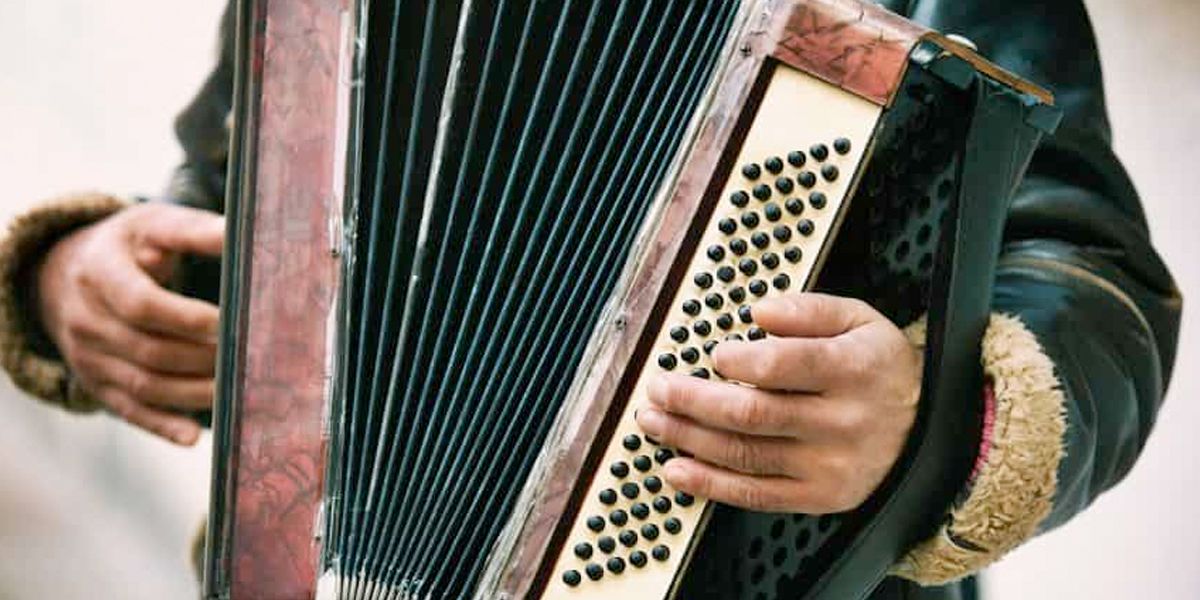 Colombianos crean aplicación digital para aprender a tocar el acordeón