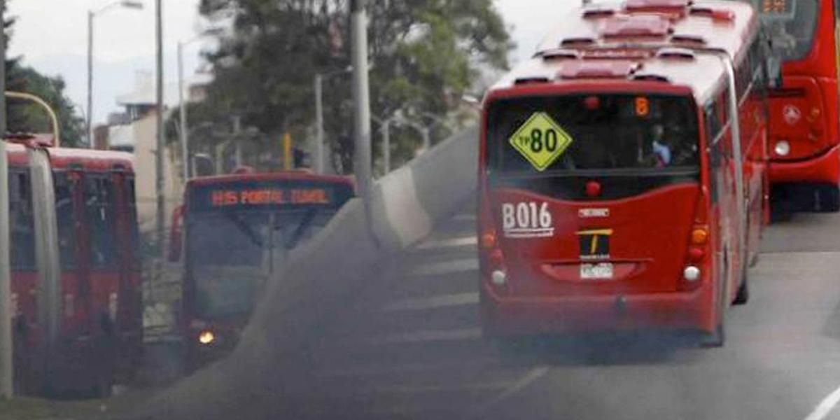 Nuevos buses de TransMilenio redujeron 49,5 % contaminación en Bogotá