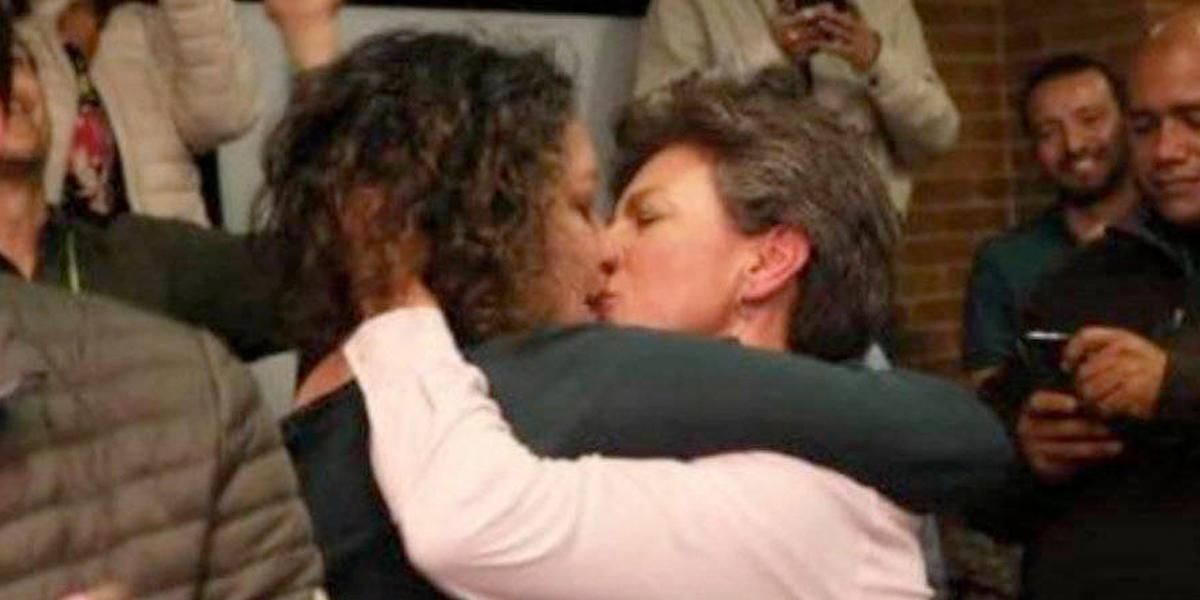 Se casan la alcaldesa electa de Bogotá, Claudia López y la senadora Angélica Lozano