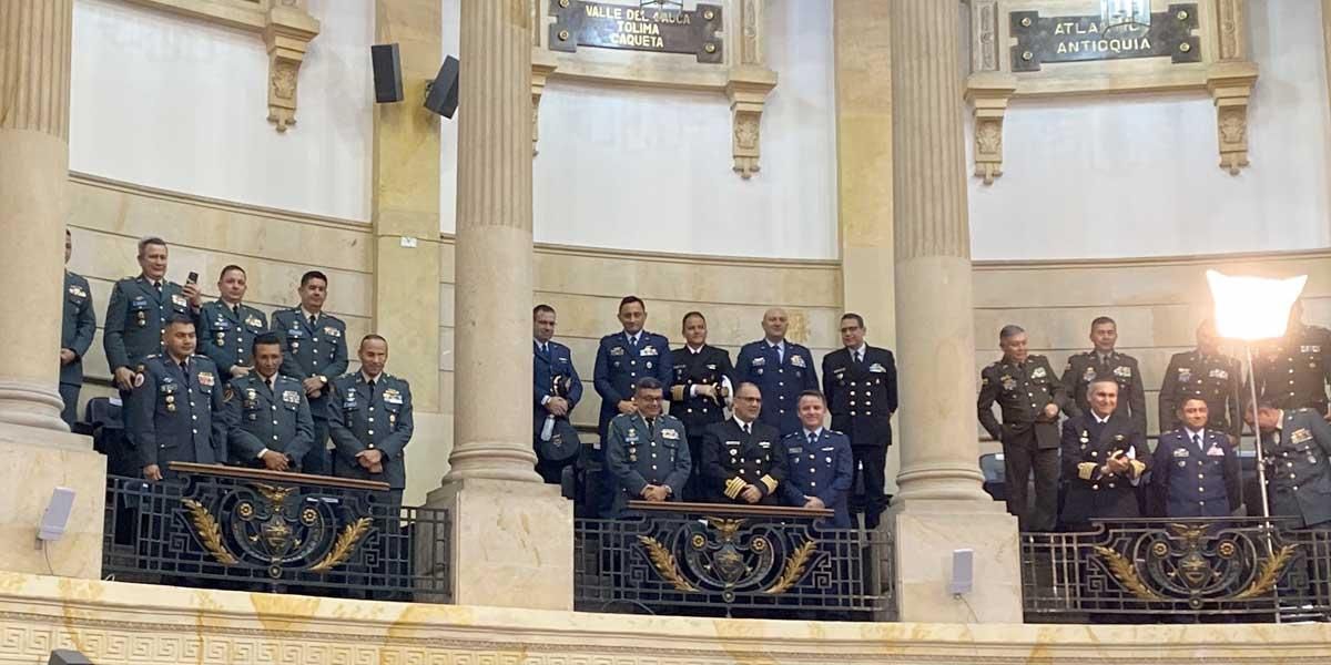 Senado aprueba ascenso de 40 altos oficiales de Fuerzas Militares y Policía