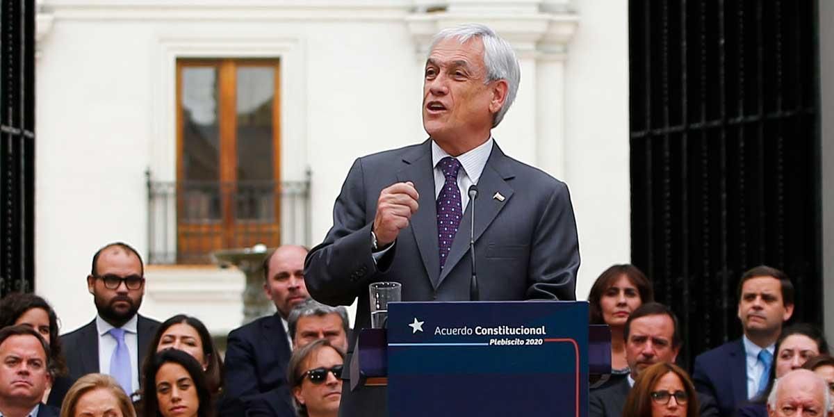 Presidente Piñera promulgó la ley que permitirá cambiar la Constitución de Chile