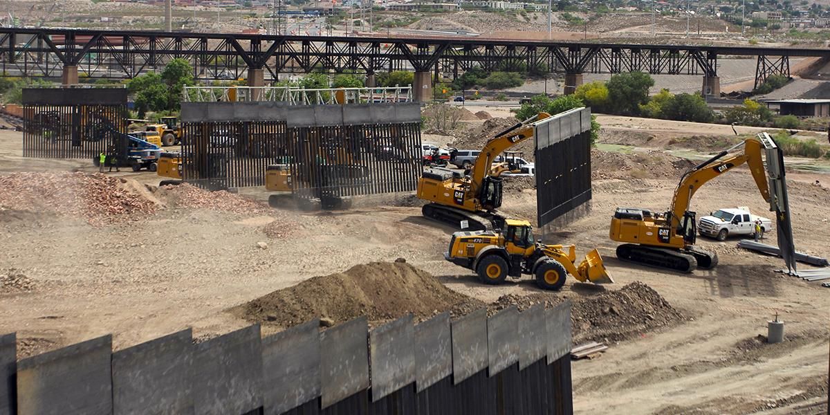 Fallo judicial permitiría a Trump hacer una de las partes más grandes del muro en frontera con México