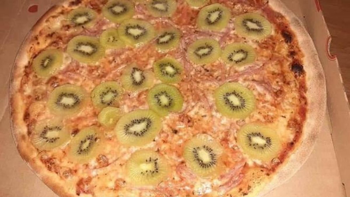 Restaurante crea la pizza con kiwi y las redes se revolucionaron