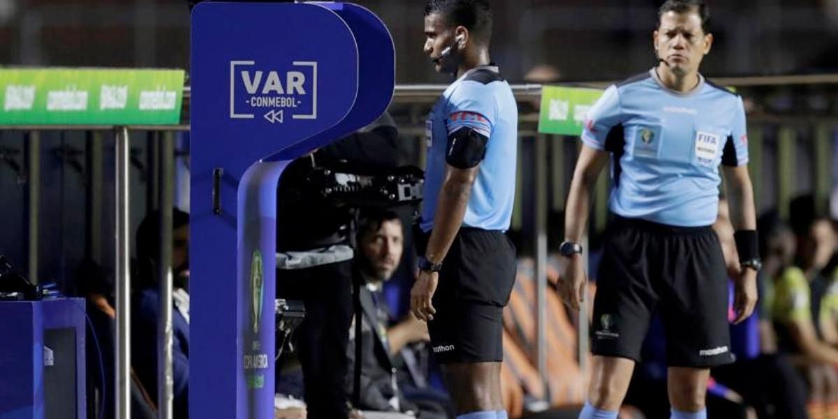 Conmebol anuncia el uso del VAR en eliminatorias para el Mundial de Catar 2022