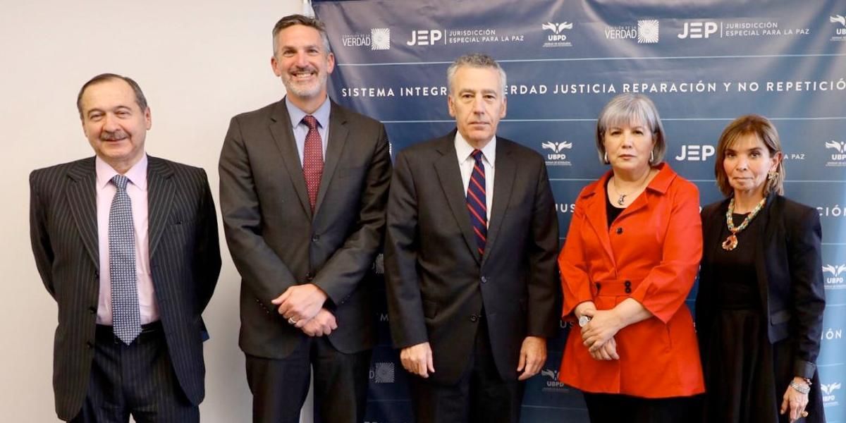 Embajador de EE.UU. en Colombia apoya trabajo de la JEP