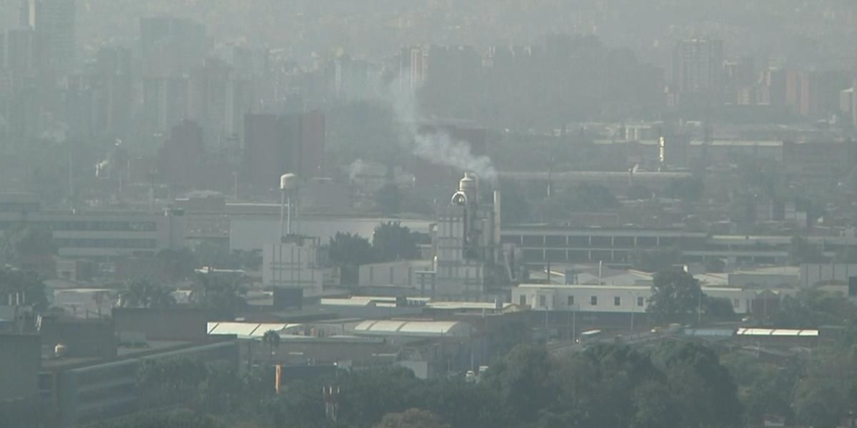 Se extiende por tres días más estado de alerta por deterioro en la calidad del aire en Medellín