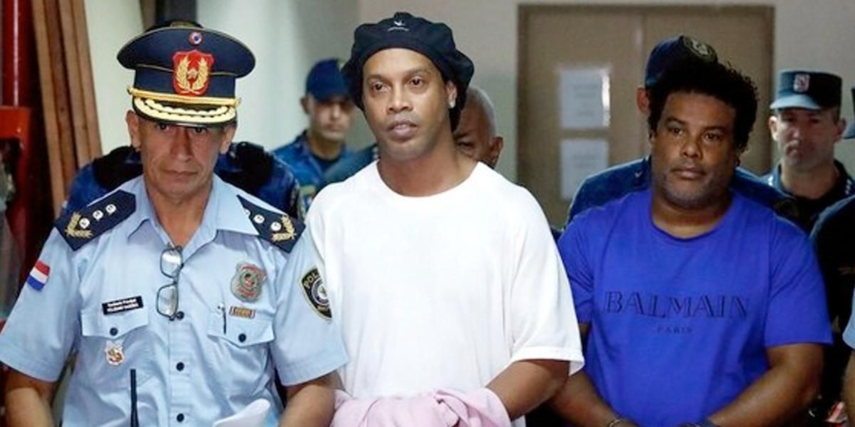 La detención de Ronaldinho es ilícita, ilegal y abusiva: abogados del exfutbolista