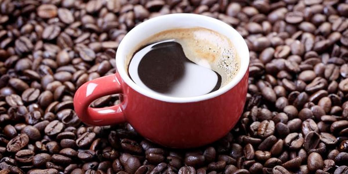 Tiendas de bebidas de café anuncian cierre por coronavirus