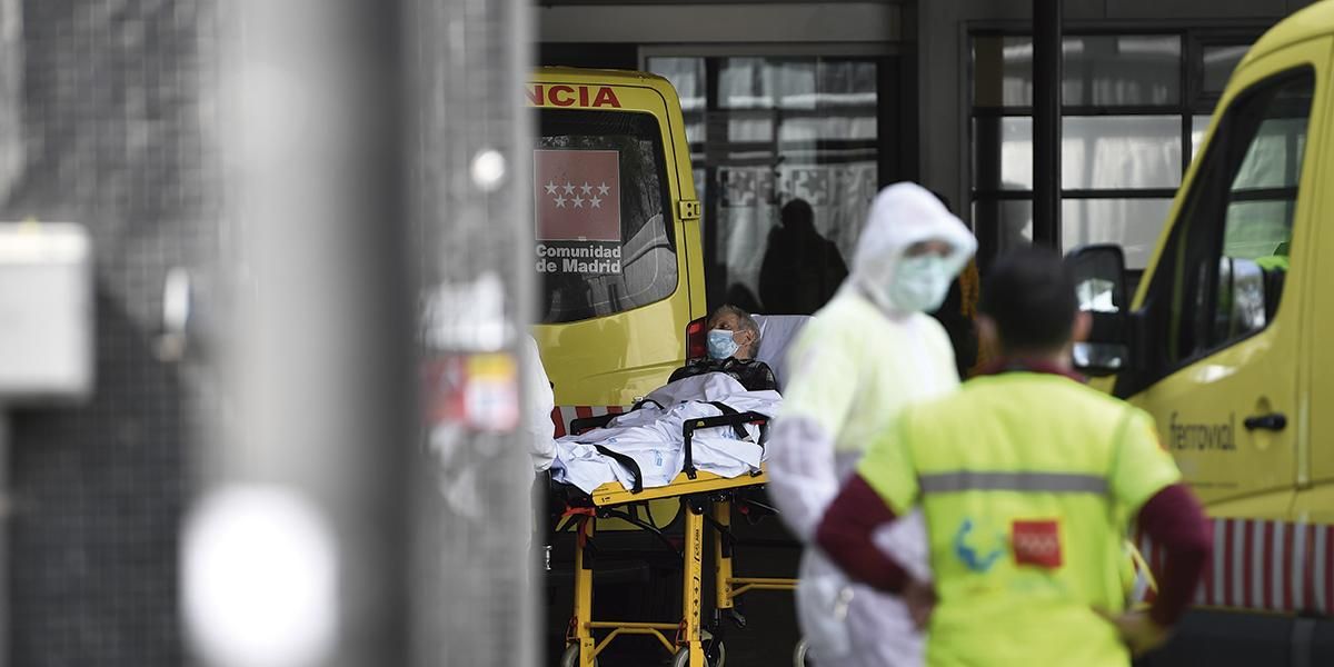 España reporta descenso en balance diario de muertes por coronavirus