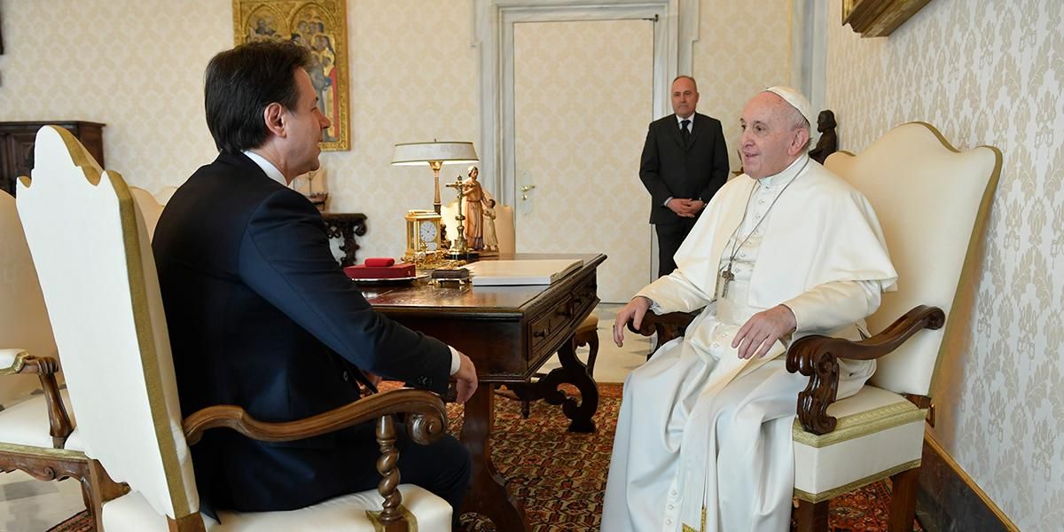 Papa Francisco recibió al primer ministro de Italia en plena crisis por coronavirus