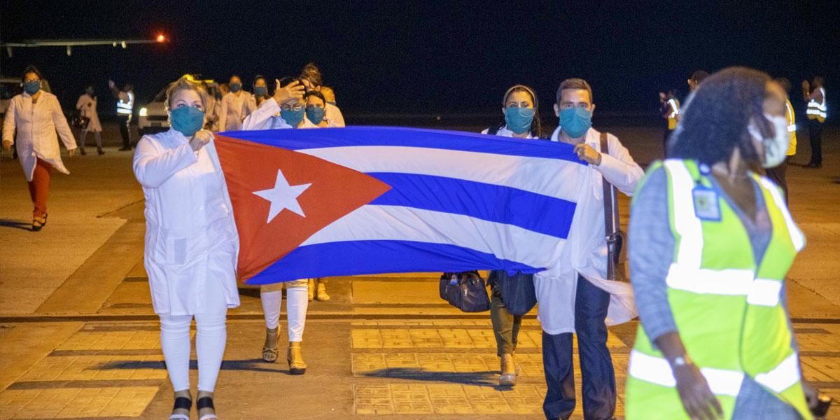 Misión cubana llegó a Barbados para brindar asistencia médica por el coronavirus