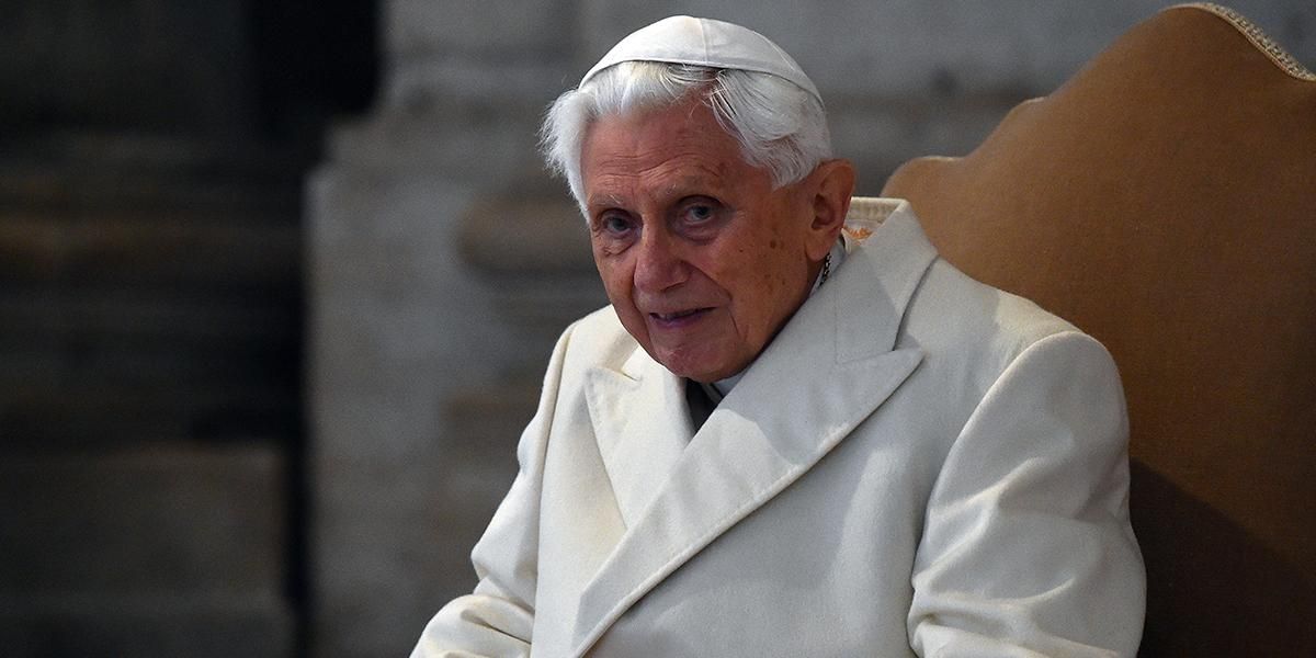 Por coronavirus, papa Benedicto XVI celebra su cumpleaños 93 sin visitas