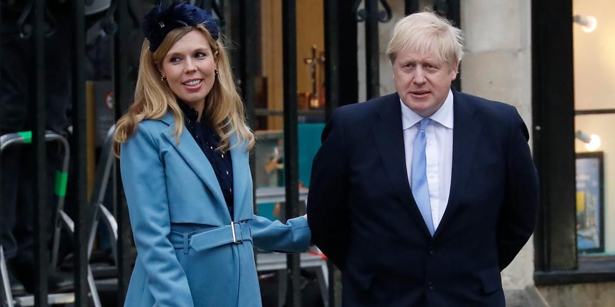 Boris Johnson y Carrie Symonds anunciaron el nacimiento de su hijo