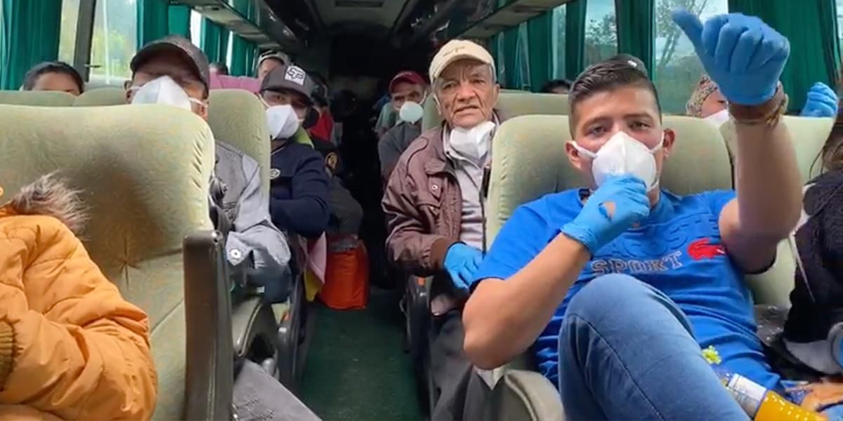 Salen de Bogotá los primeros buses con ciudadanos venezolanos rumbo a Arauca