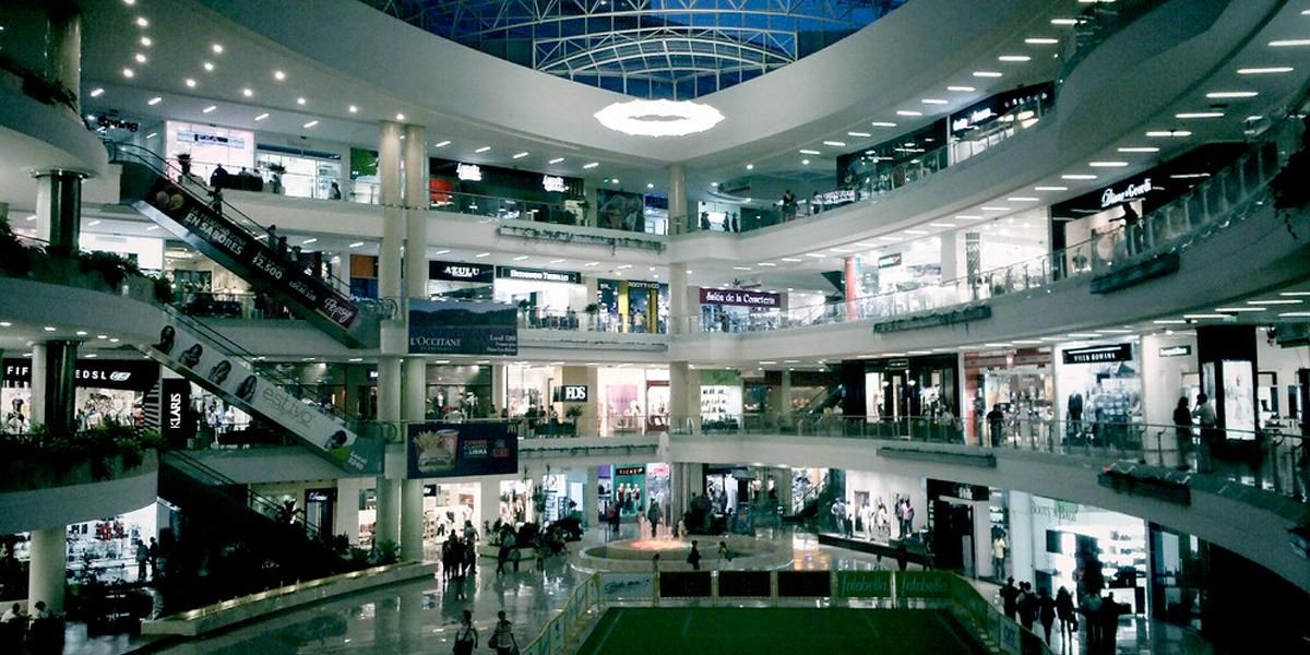 Desde el primero de junio centros comerciales tendrán un máximo de aforo del 30 %