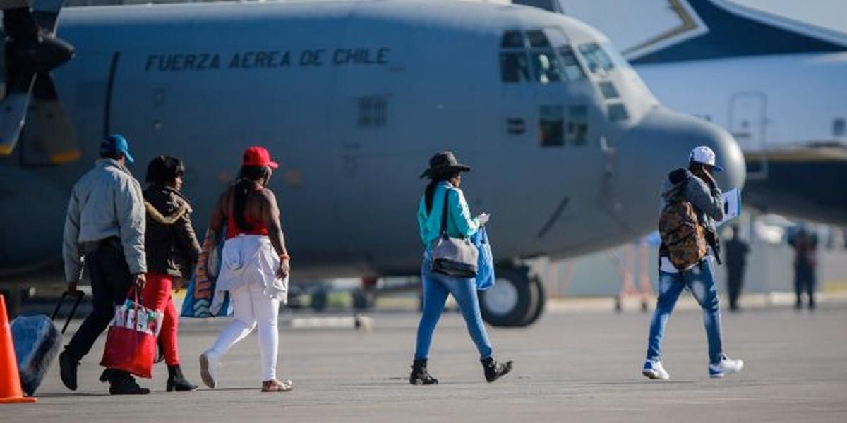 Chile dispondrá un vuelo humanitario para repatriar a colombianos varados