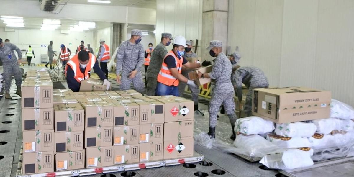 Fuerza Aérea transporta 14.6 toneladas de ayudas al Amazonas