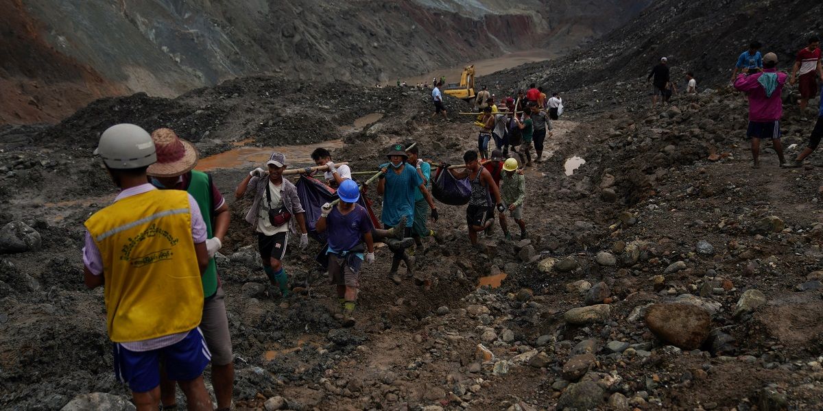 Tragedia en Birmania, más de 160 muertos por deslizamiento de tierra en minas de jade
