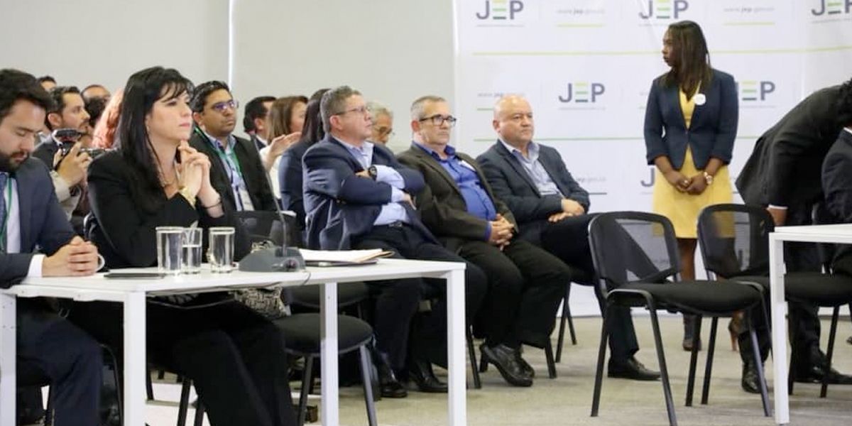 JEP confirma citación de 14 exjefes de las Farc, vinculados al caso de reclutamiento de menores