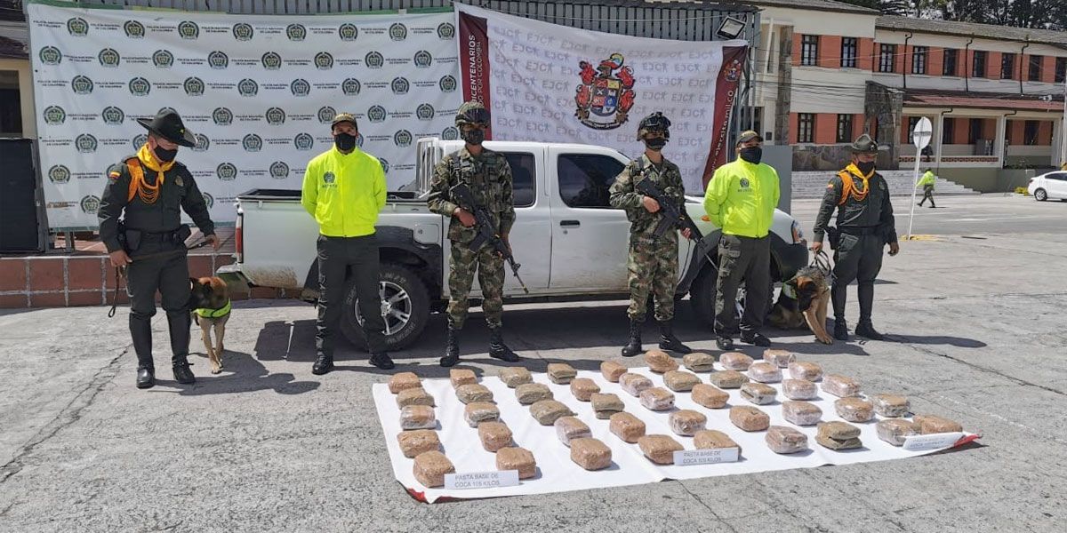 Encuentran vehículo con más de 100 kilos de pasta base de coca en Nariño