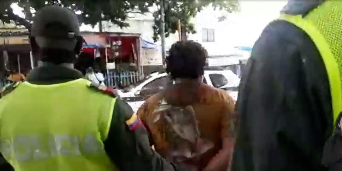 mujer atacada arma blanca Cartagena