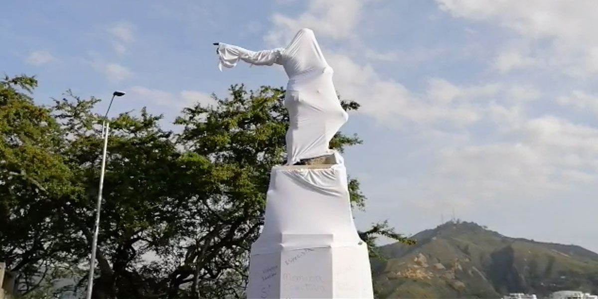 Protestas en Cali estatua Sebastián de Belalcazar